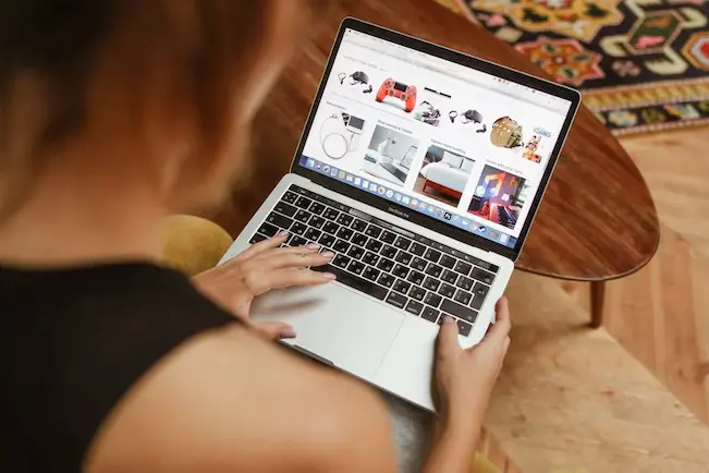 buying-from-online-brand-guide